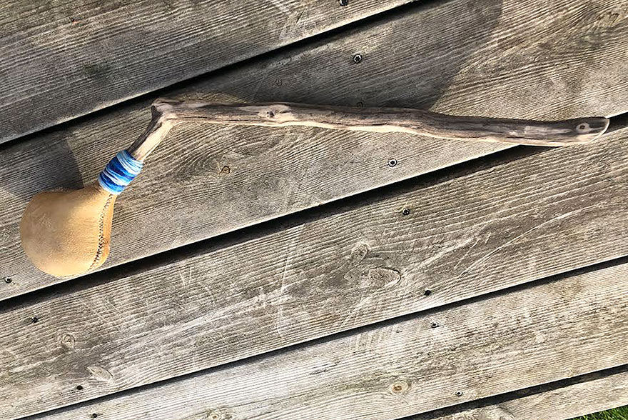 Hochet en peau de bouc (hochet n°10)