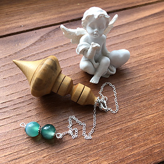 Pendule en buis et aventurine